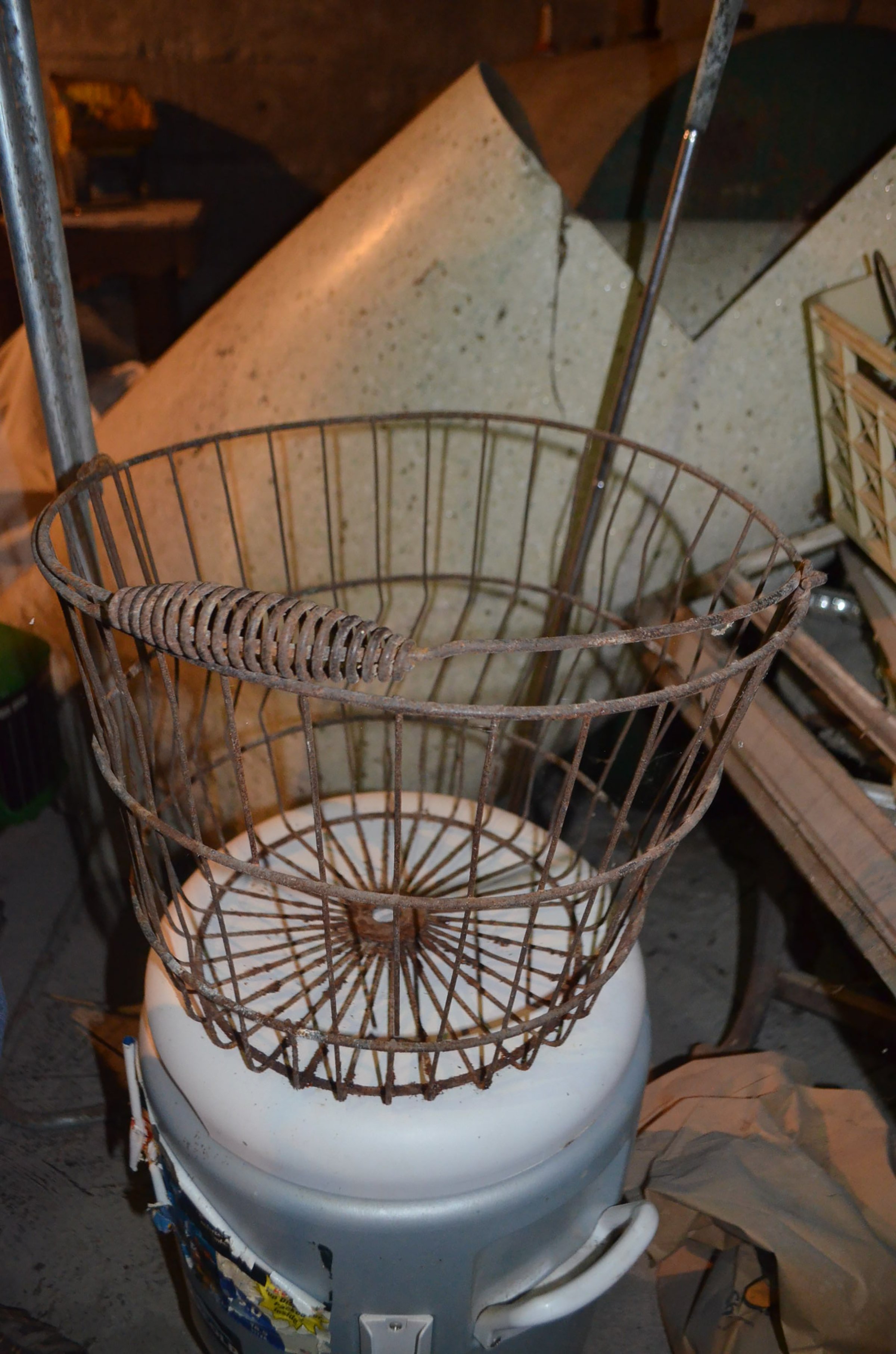 Property photo 198 - PERSONAL PROPERTY ANTIQUE & COLLECTIBLES AUCTION IN DEKALB CO., INDIANA